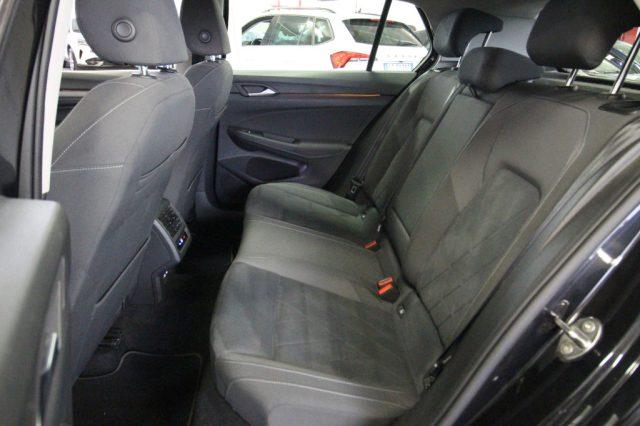 VOLKSWAGEN Golf 1.5 TGI DSG Style 130 CV