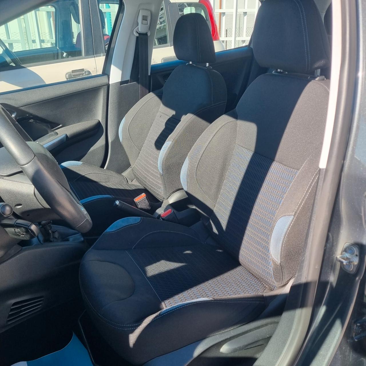 Peugeot 208 1.2 VTi 82 CV 5 porte Access