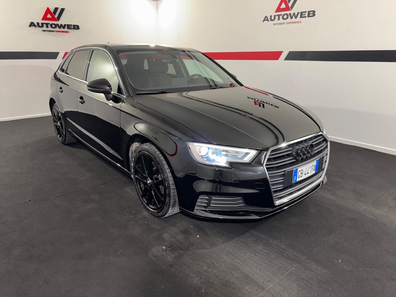 Audi A3 SPB 35 TDI S tronic Admired Identity Black