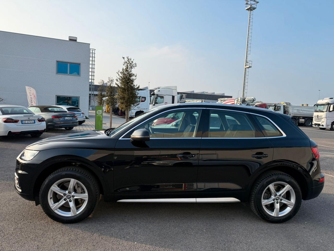 Audi Q5 2.0 TDI 190 CV quattro S tronic Business Sport