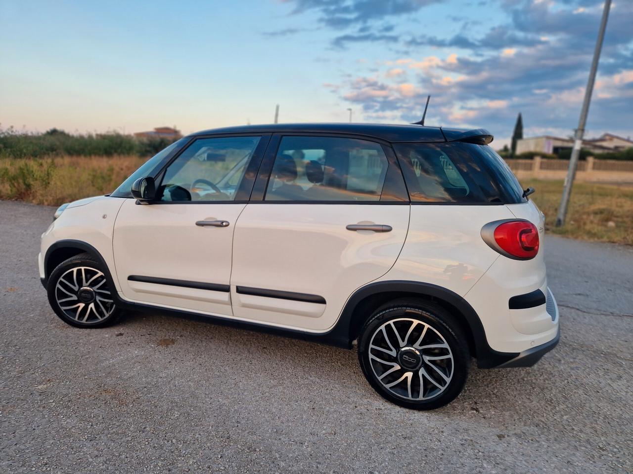 Fiat 500L 1.6 Multijet 120 CV Mirror City Cross