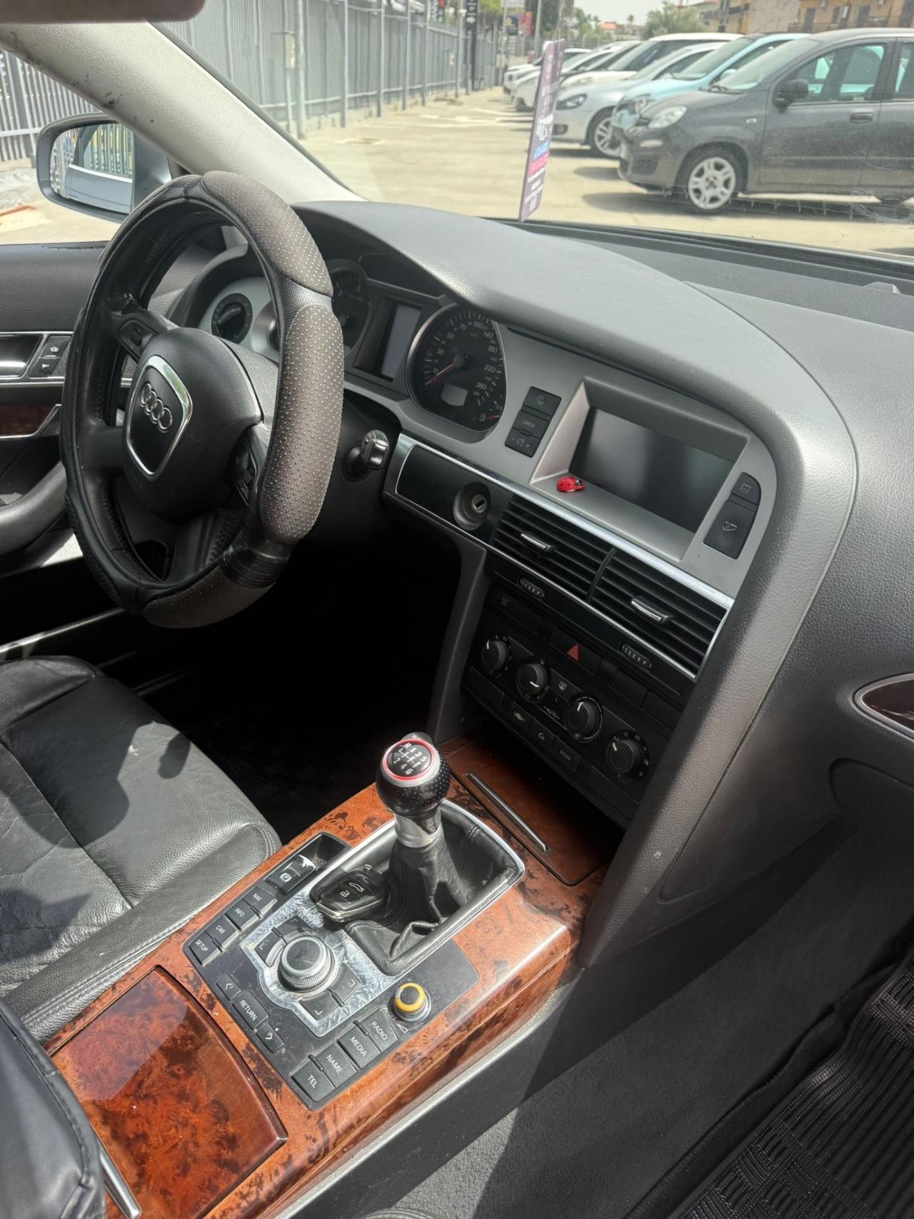 Audi A6 Avant 2.7 V6