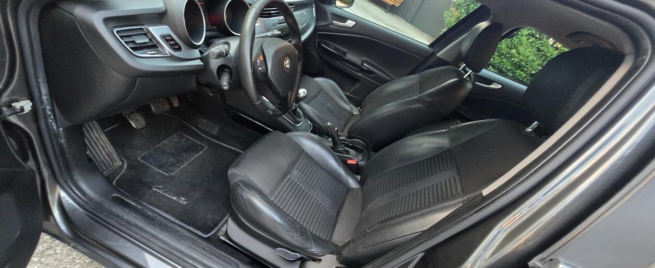 Alfa Romeo Giulietta 2.0 JTDm-2 140 CV Exclusive