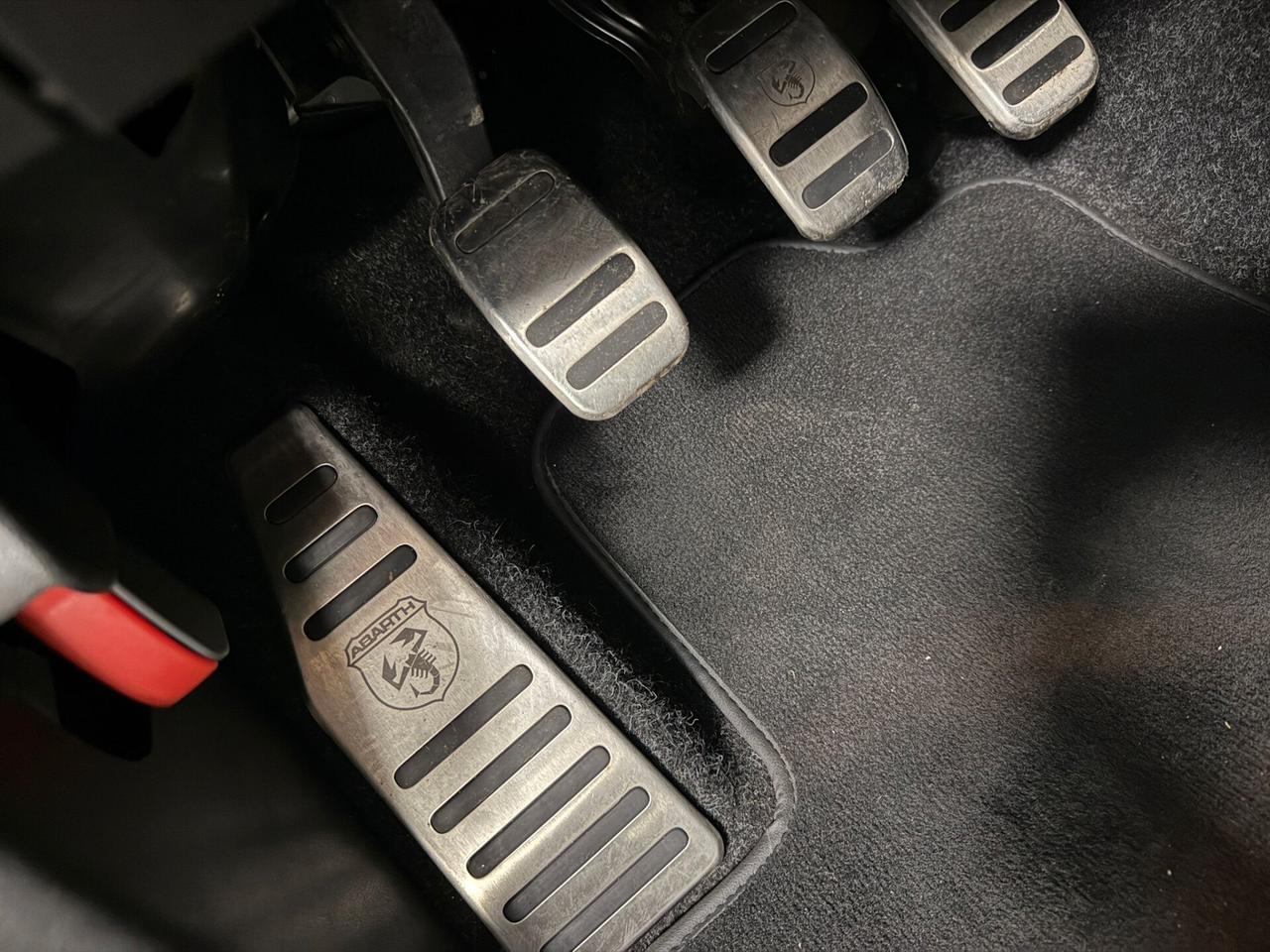 Abarth 595 1.4 Turbo T-Jet 165 CV Pista