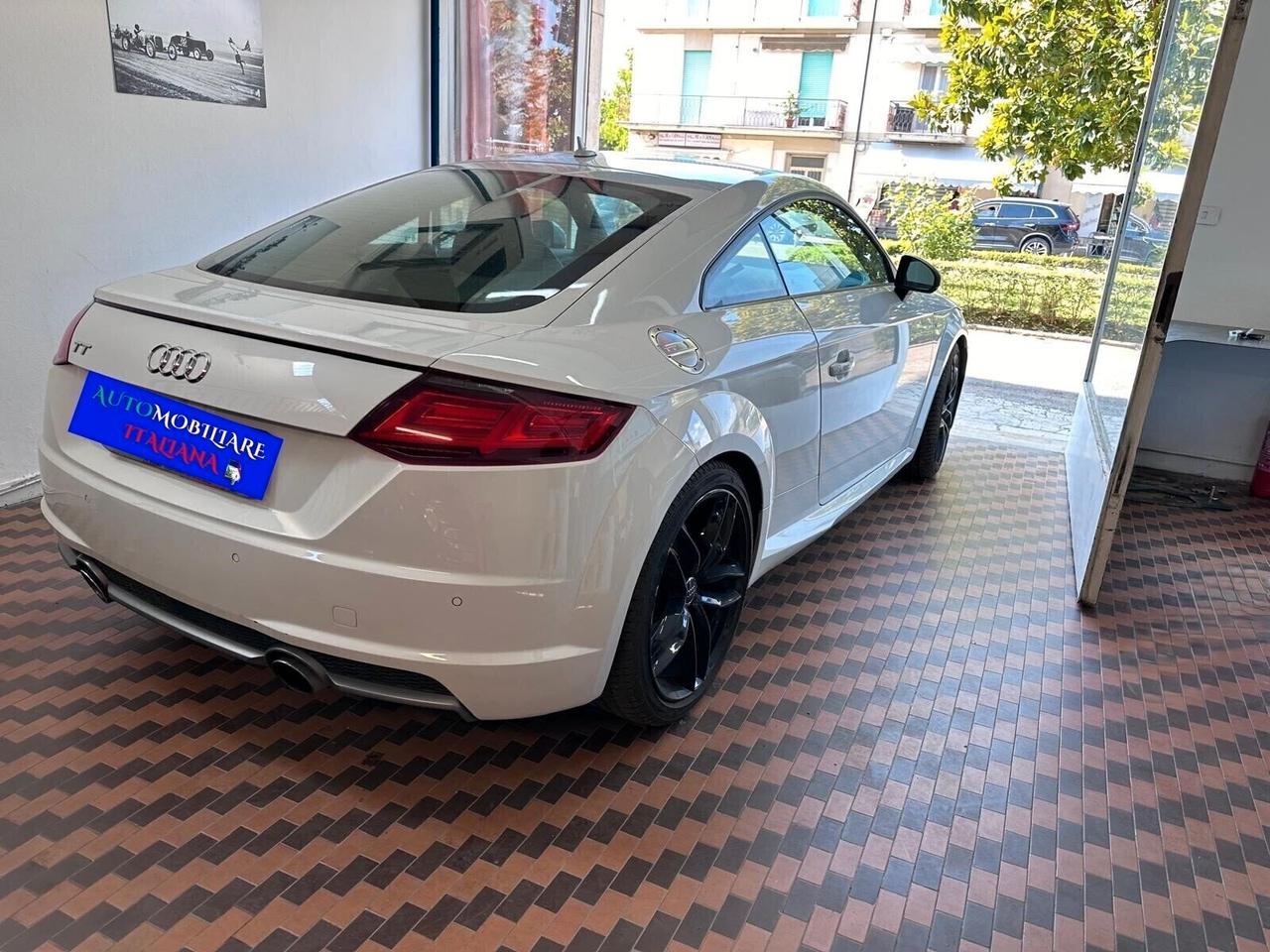 Audi TT Coupé 2.0 TFSI S line