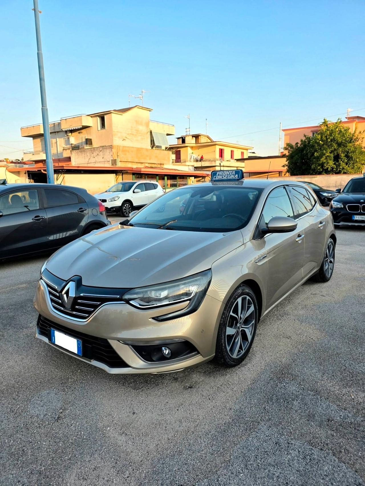 Renault Megane Mégane dCi 8V 110 CV EDC Energy Bose