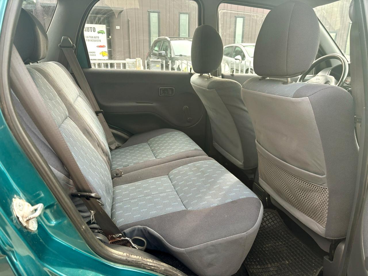 DAIHATSU TERIOS 1.3(benz) 4x4 inserib.-2006