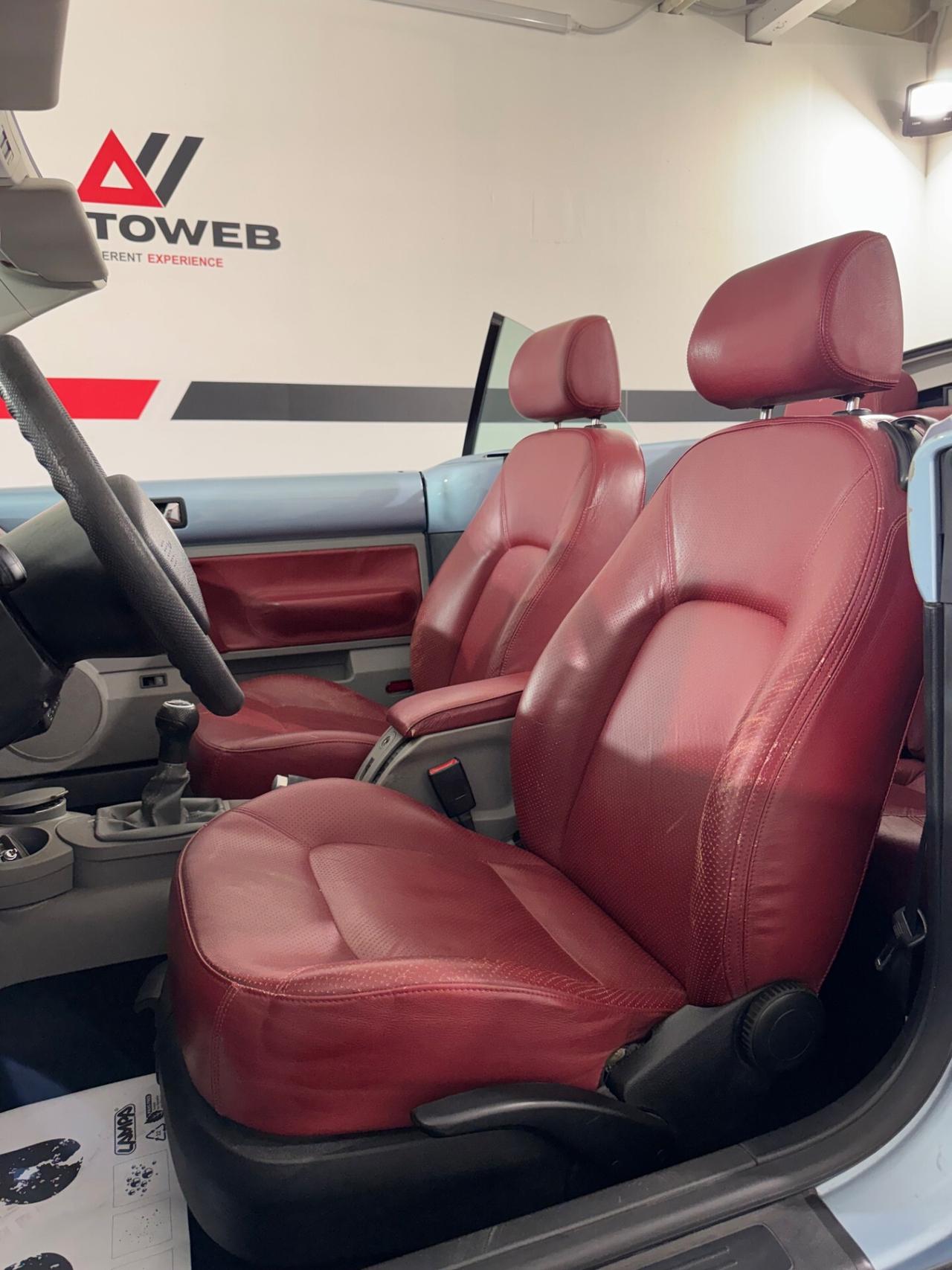 Volkswagen New Beetle 1.6 Cabrio
