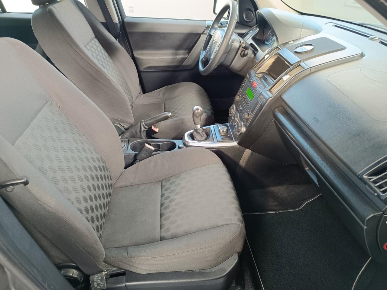 Land Rover Freelander 2.2 TD4 S.W. SE