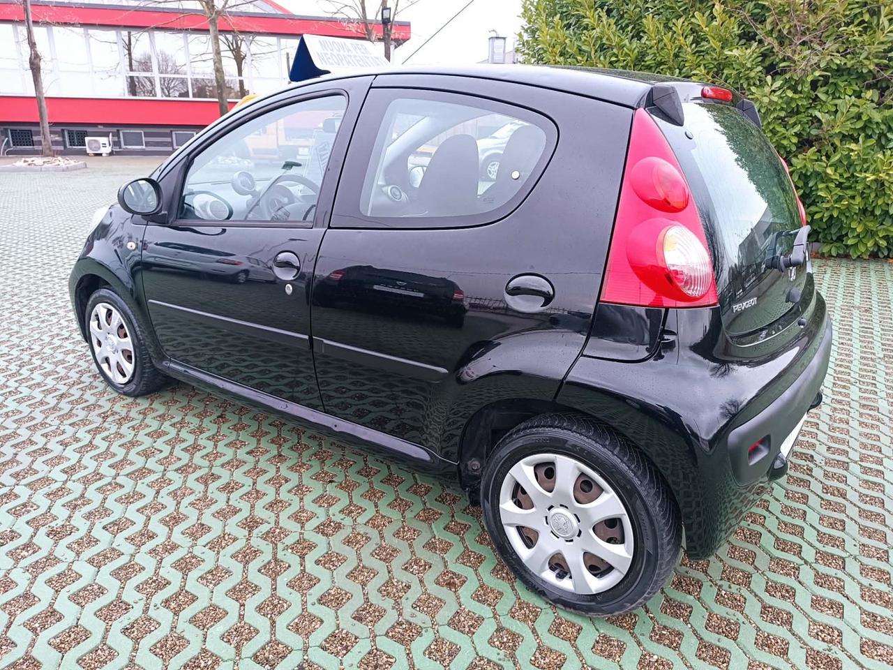 Peugeot 107 1.0 68CV 5p. Sweet Years