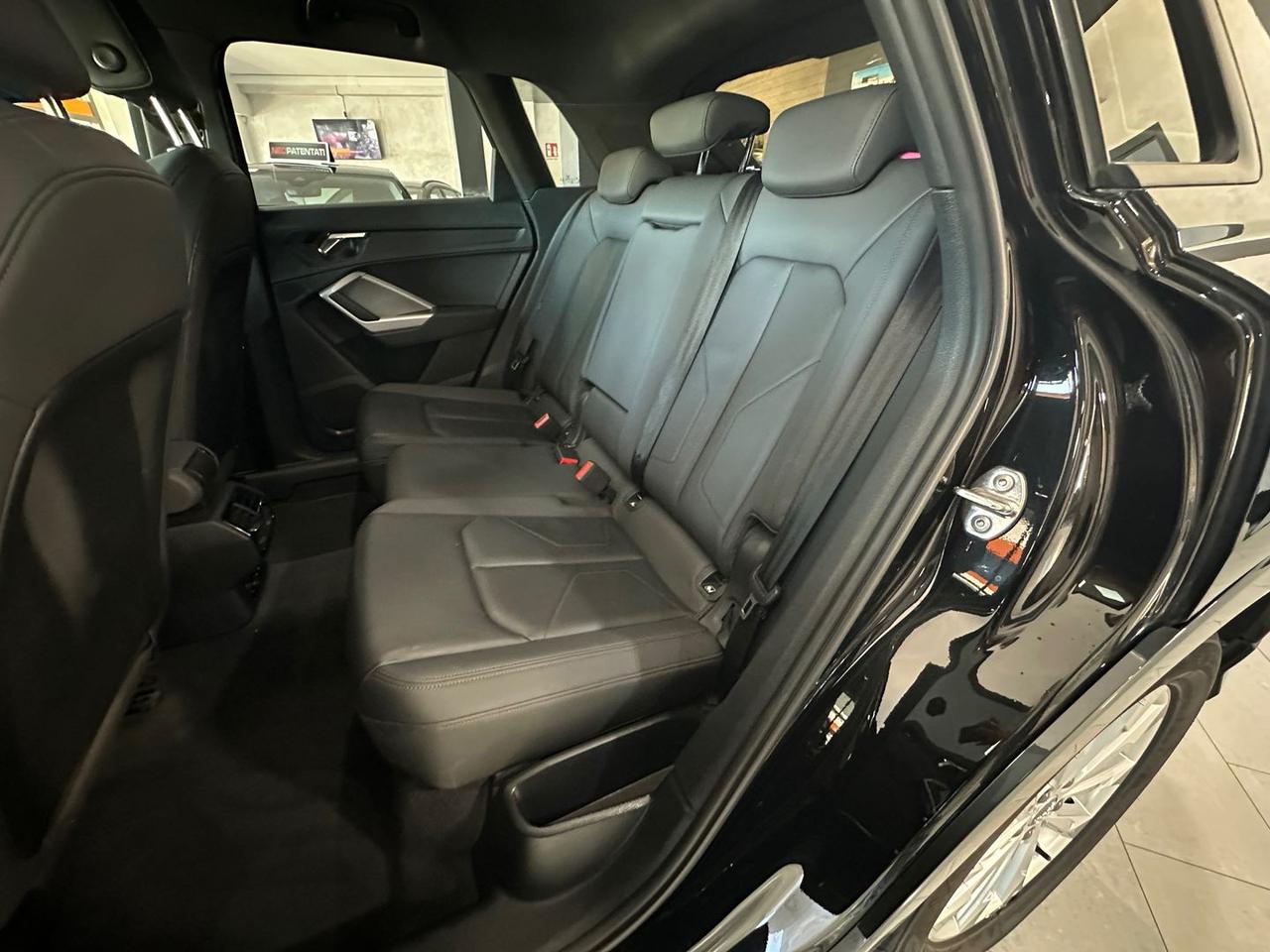 Audi Q3 Business Advanced 2.0 35 TDI #6132