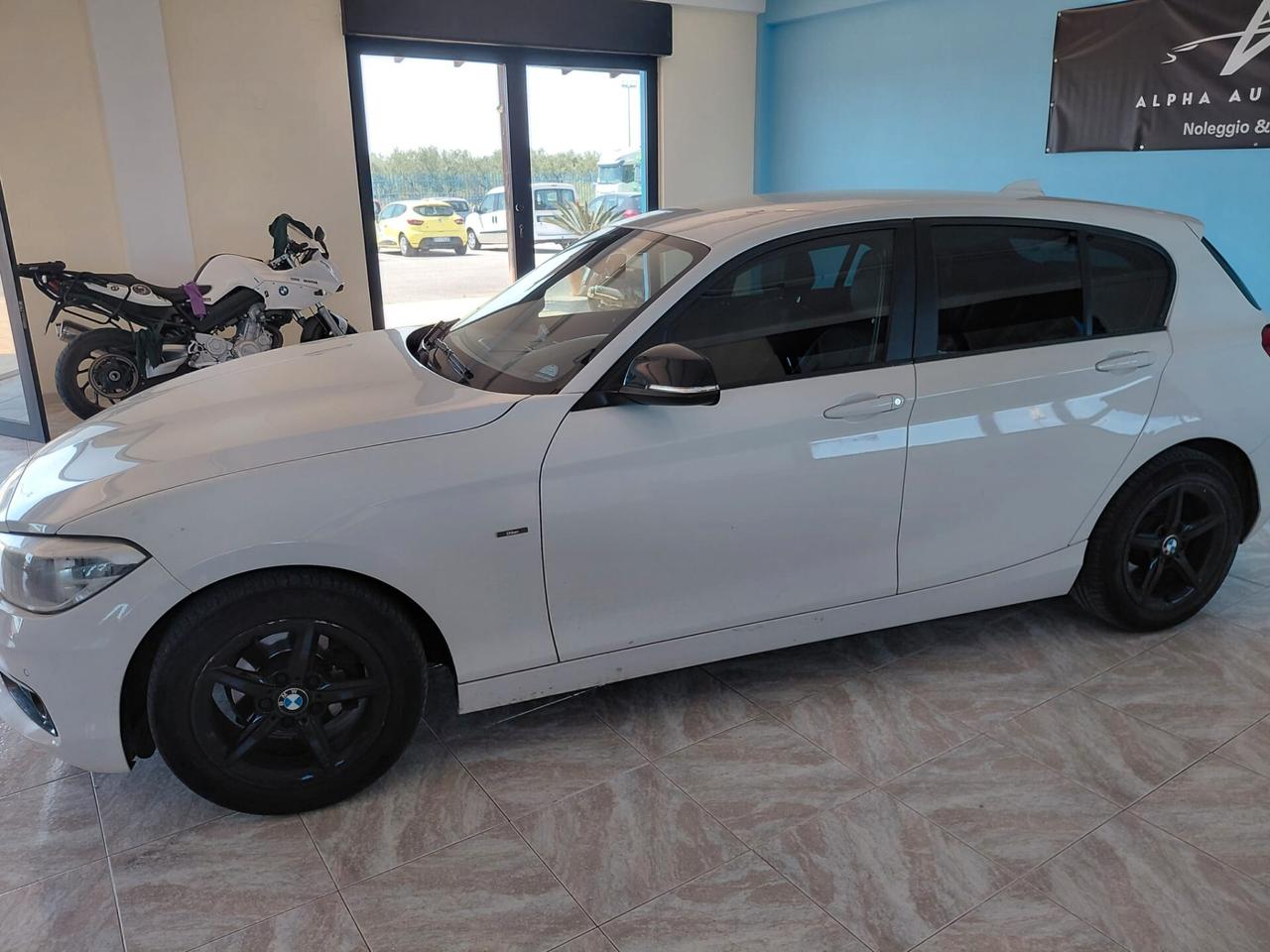 Bmw 118 118d 5p. Urban
