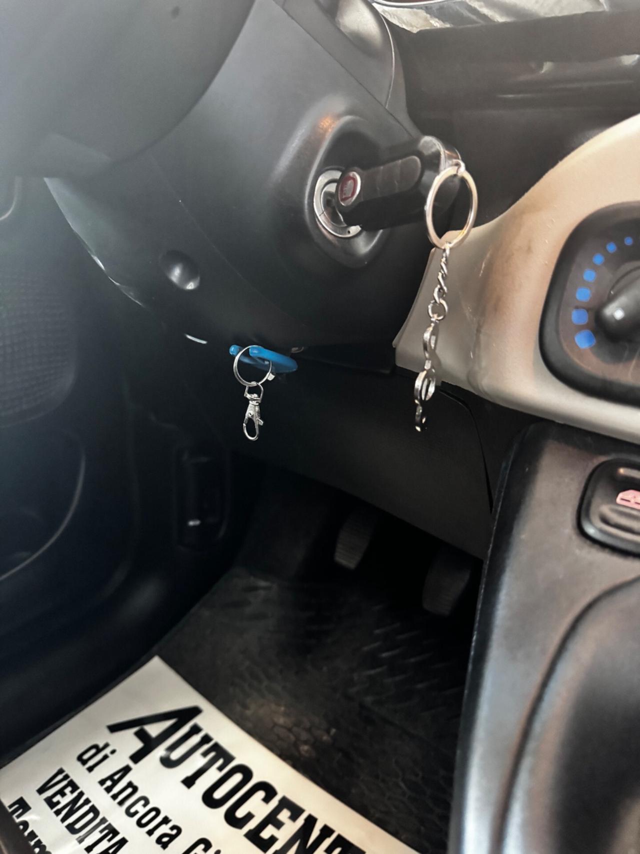FIAT PANDA 1.3 MJET TURBO DIESEL LOUNGE