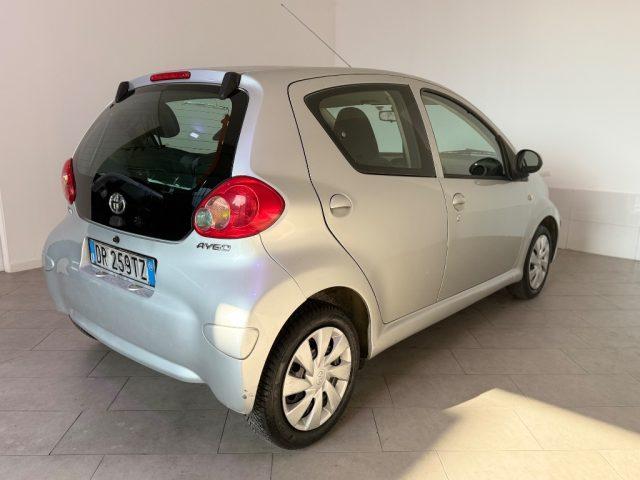 TOYOTA Aygo 1.0 12V VVT-i 5 porte Griffe