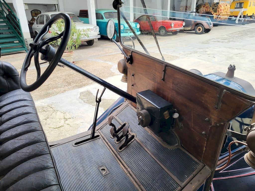 Ford Model T Roadster – 1911