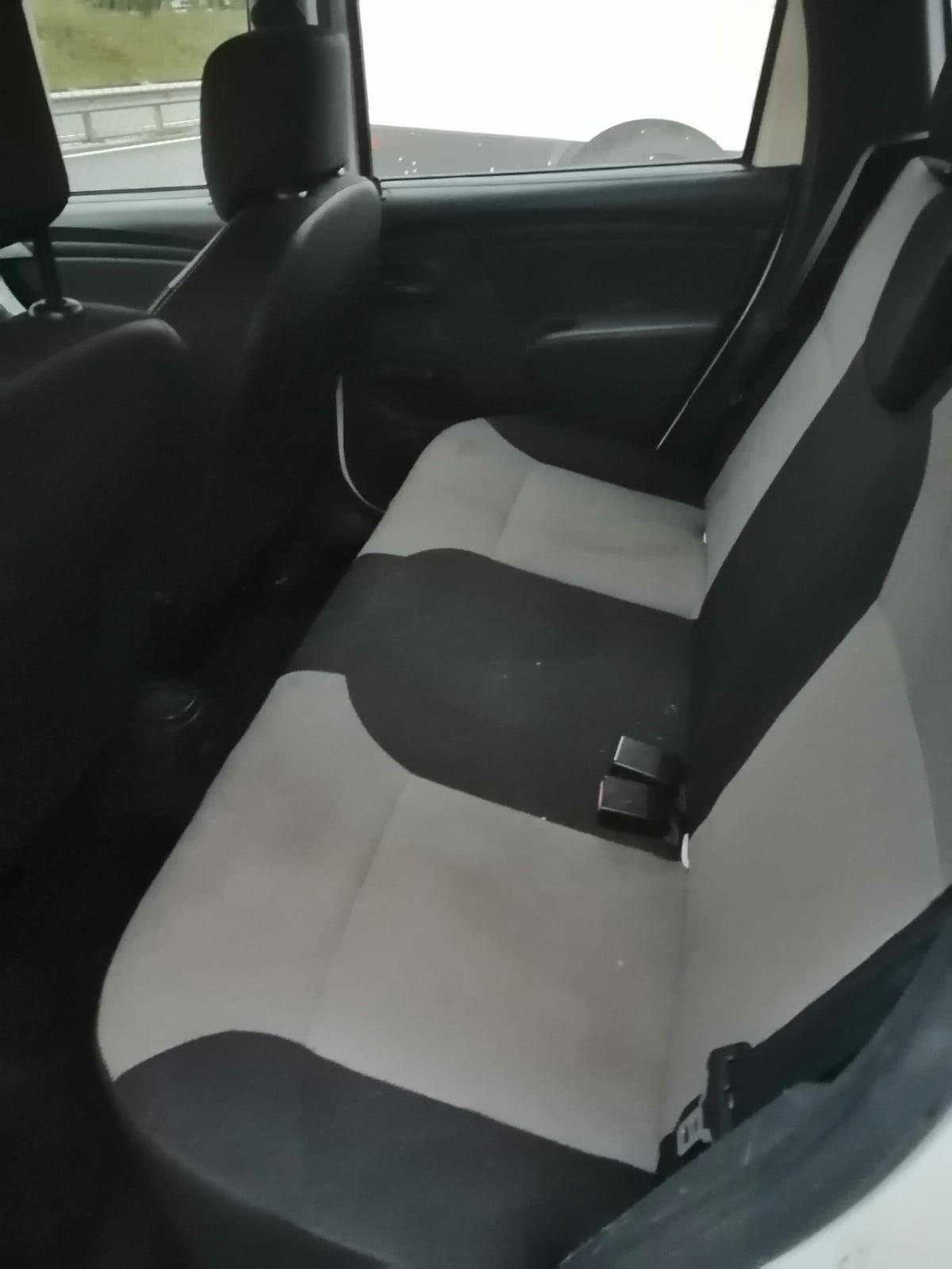 DACIA DUSTER 4X4 N1 AUTOCARRO 4 POSTI