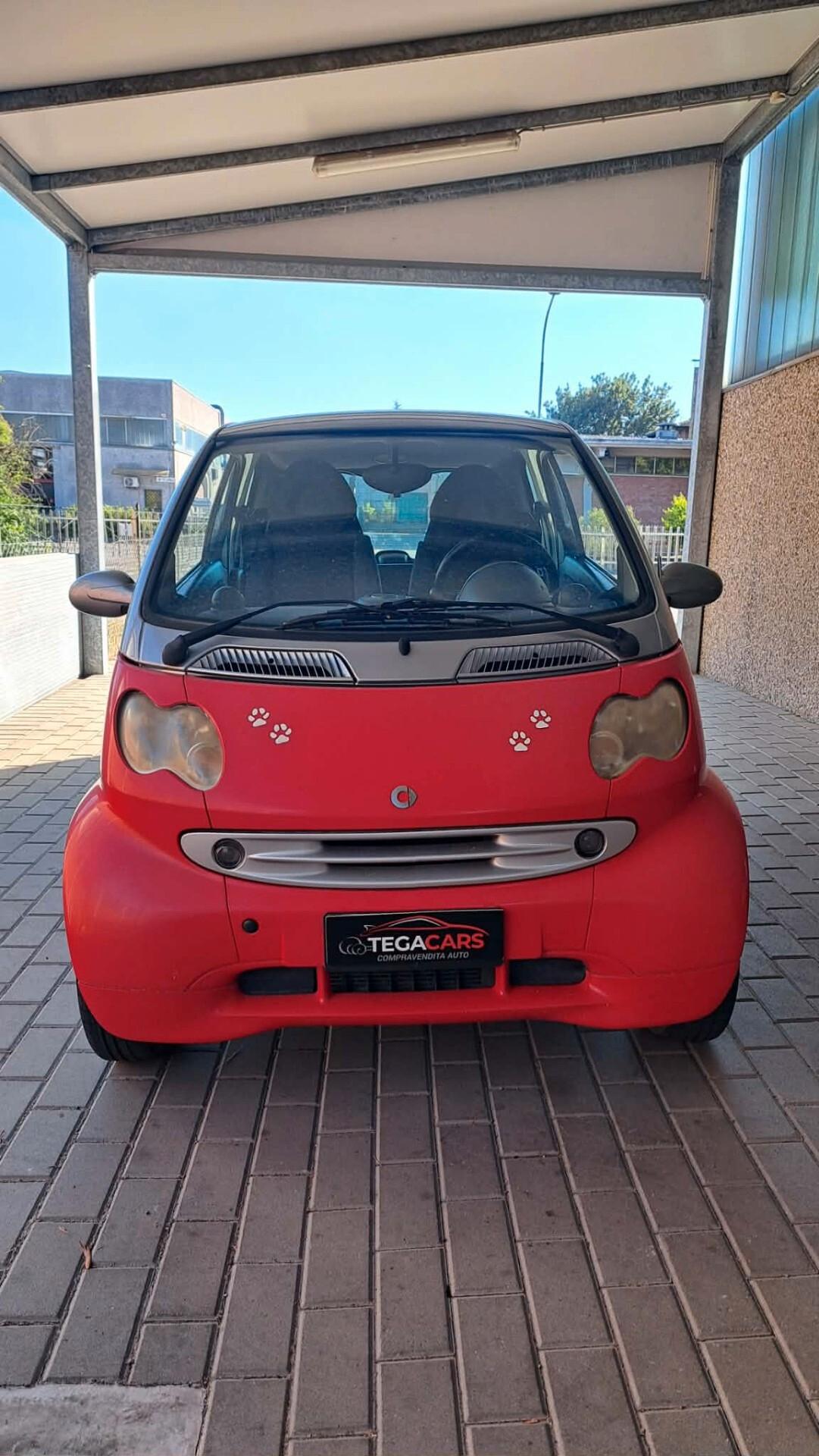 Smart ForTwo 700 coupé pure (45 kW)