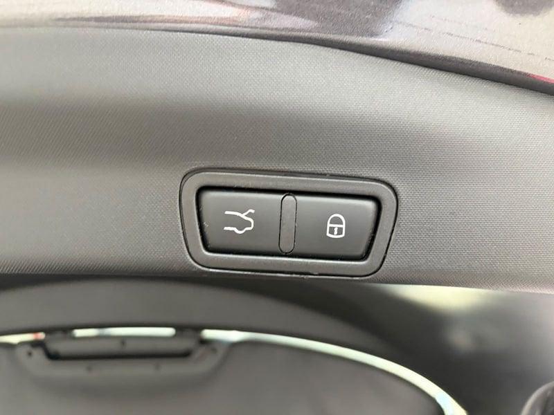 Alfa Romeo Stelvio 2.0 Turbo Benzina 280CV AT8 Q4 Executive