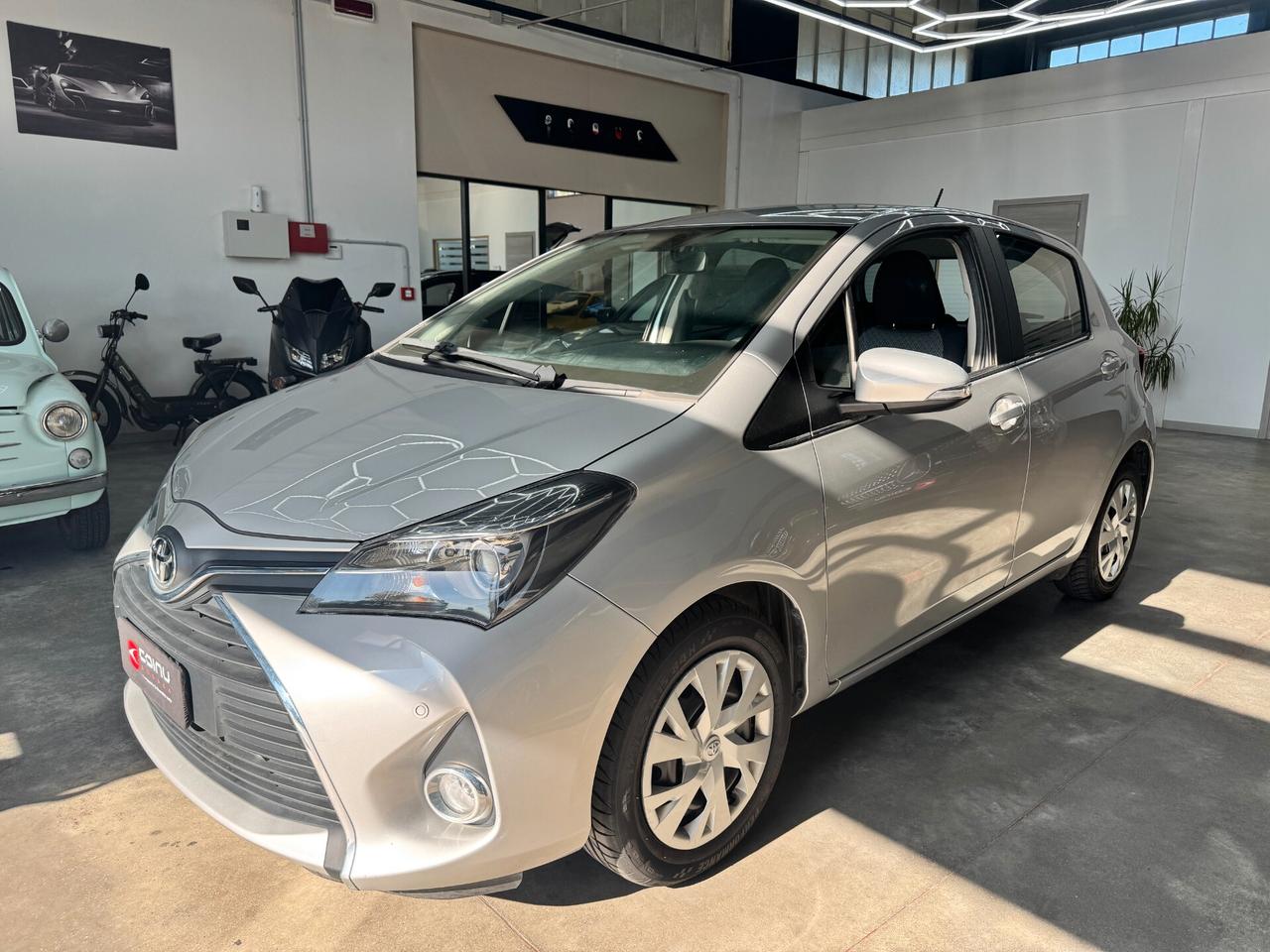 Toyota Yaris 1.0 5 porte Active