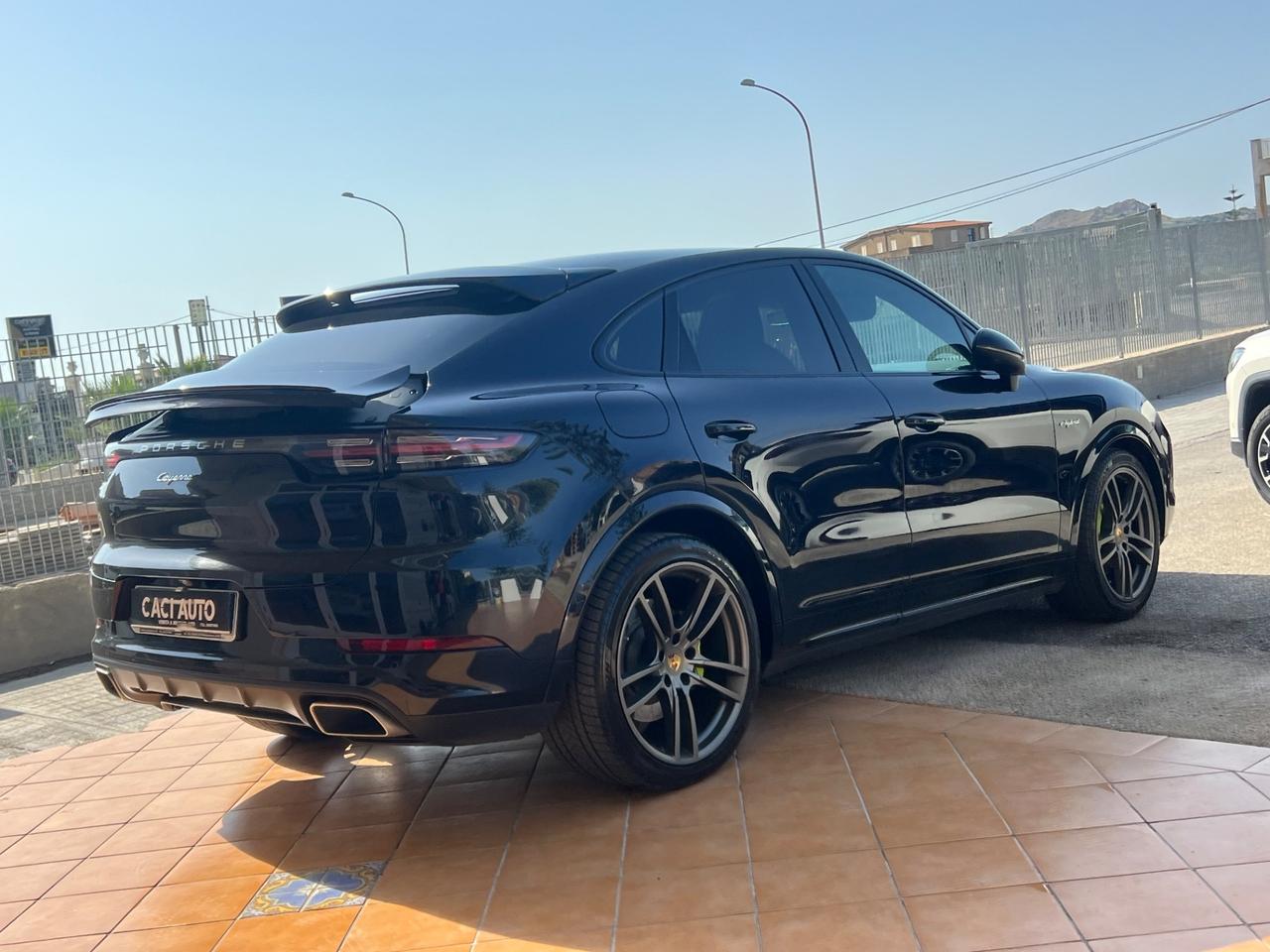 Porsche Cayenne Coupé 3.0 V6 E-Hybrid