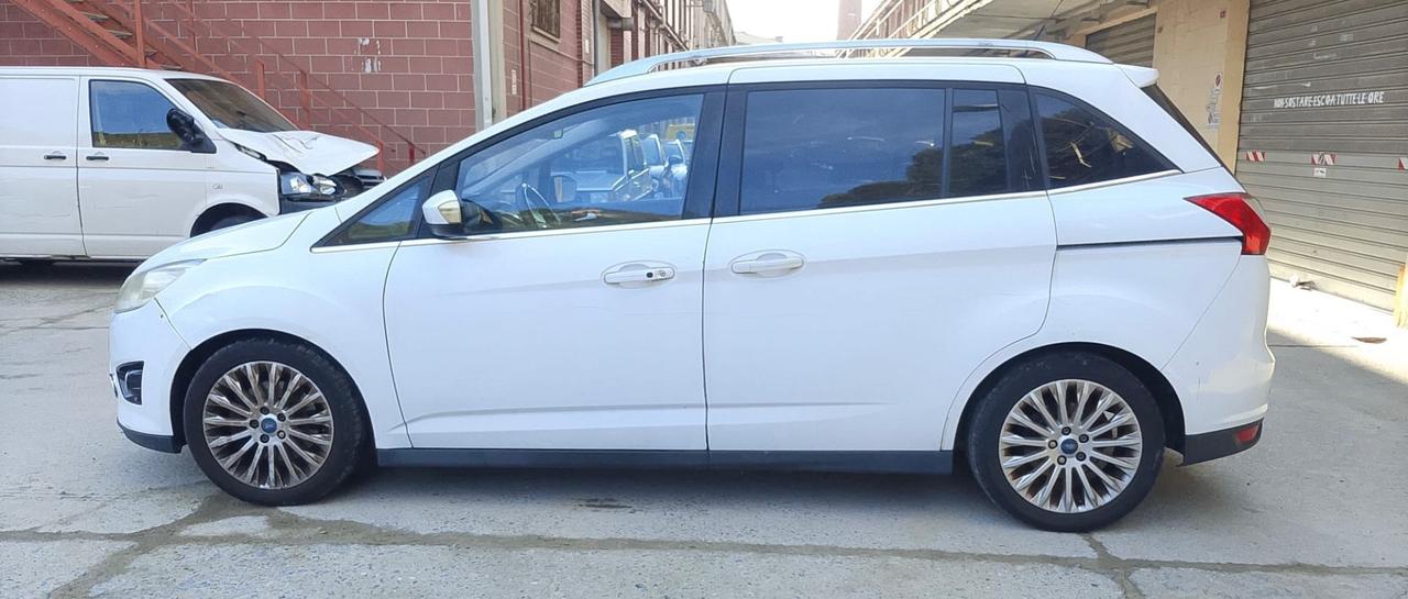 Ford C-Max7 posti 1.6 TDCi 115CV Titanium Business