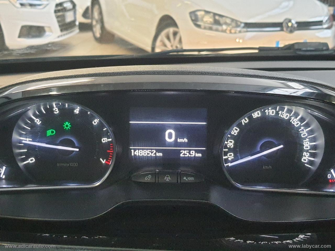 PEUGEOT 208 1.2 82 CV 3p. Allure