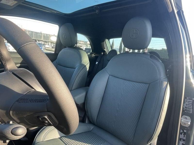 FIAT 500 Giorgio Armani Collector's Edition