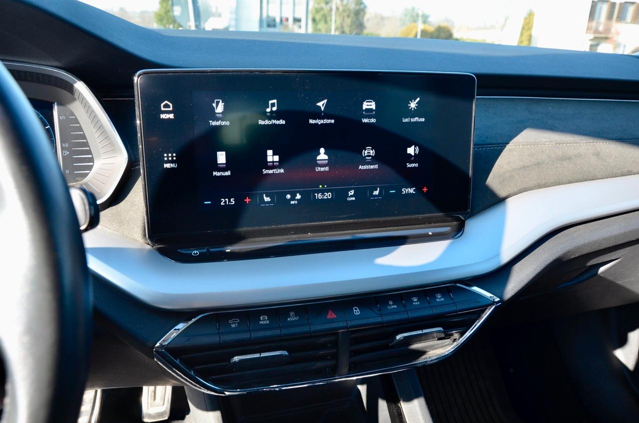 SKODA OCTAVIA WAGON 2.0 TDI EVO SCOUT 4x4 200cv DSG, UFF ITALIANA, EURO 6D, SERVICE SKODA, FULL OPTIONAL, TETTO, GANCIO TRAINO, HIGH BEAM, PERMUTE