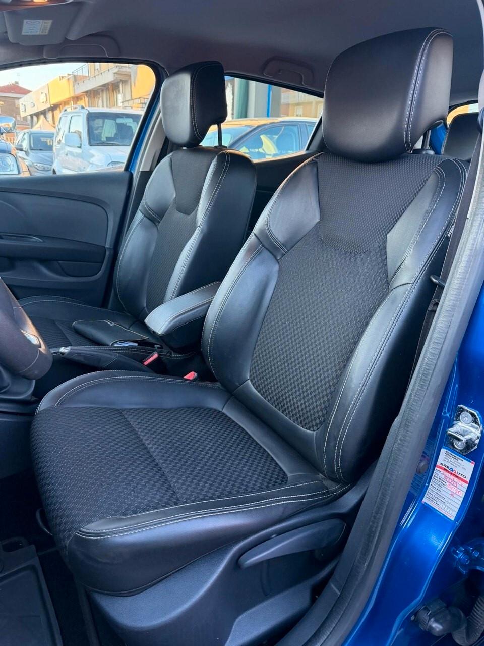 Renault Clio 1.2 75 CV 5 porte Duel