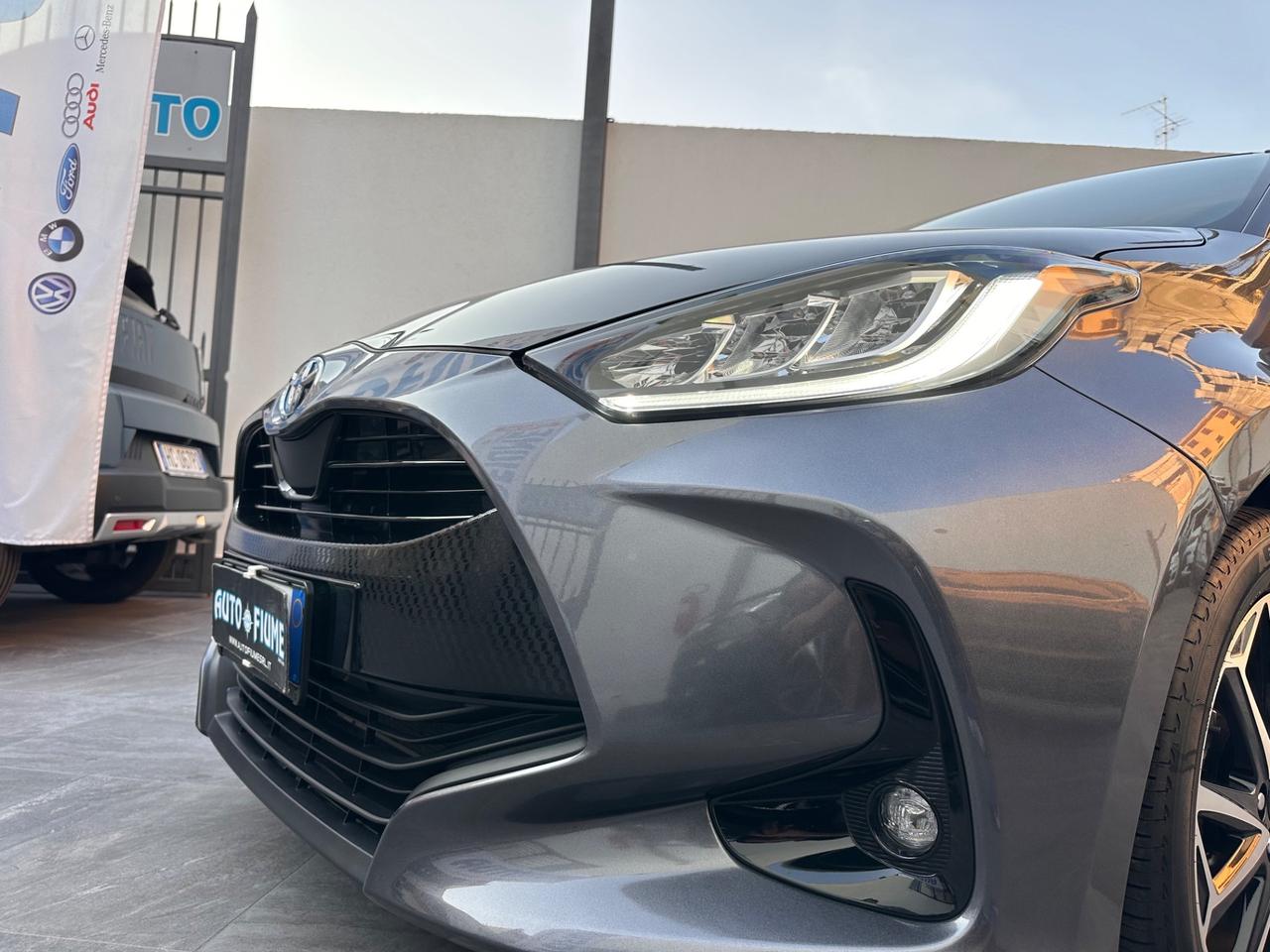Toyota Yaris 1.5 Hybrid 5 porte Trend