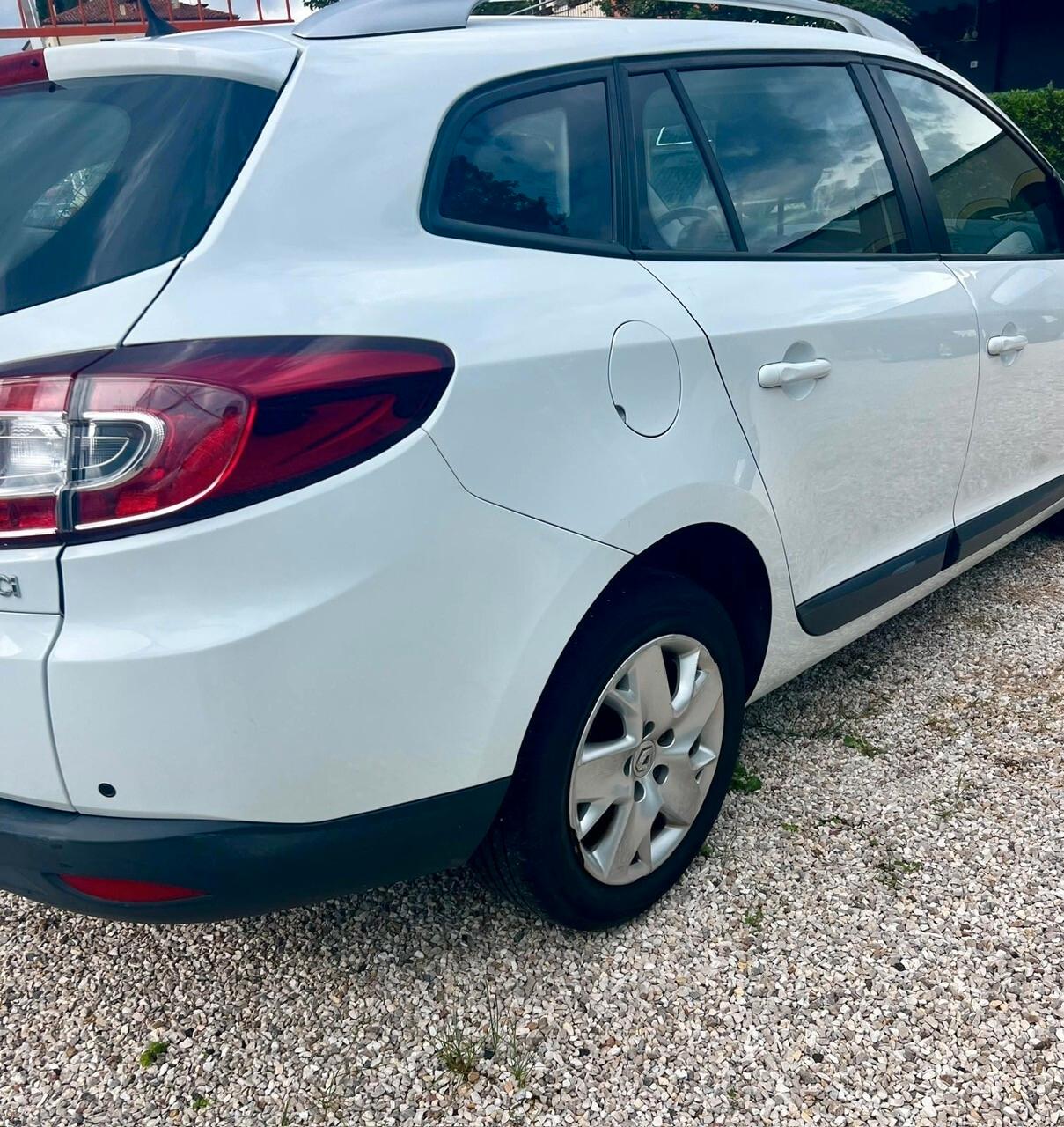 Renault Megane Mégane 1.5 dCi 110CV SporTour Wave