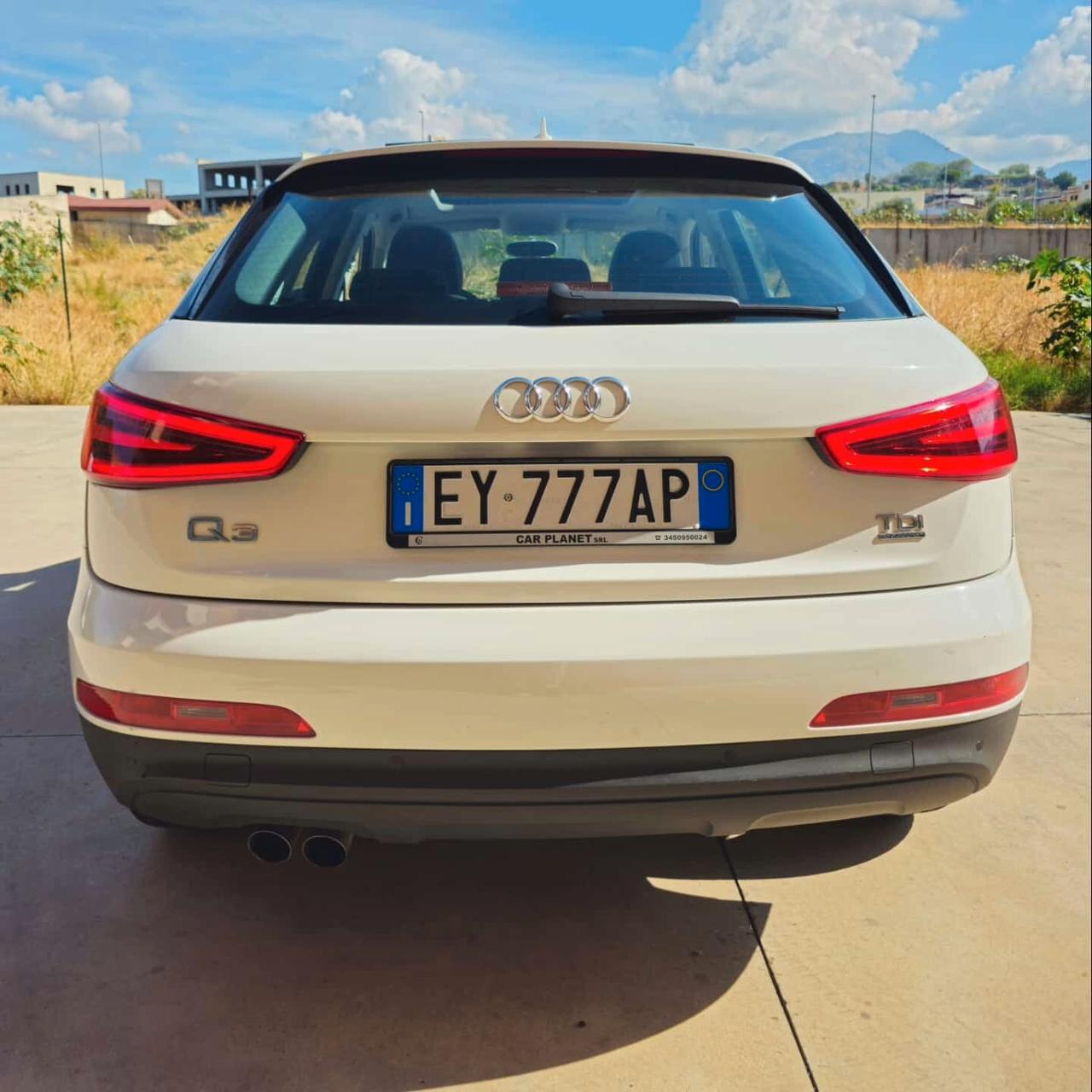 Audi Q3 2.0 TDI quattro S tronic Business