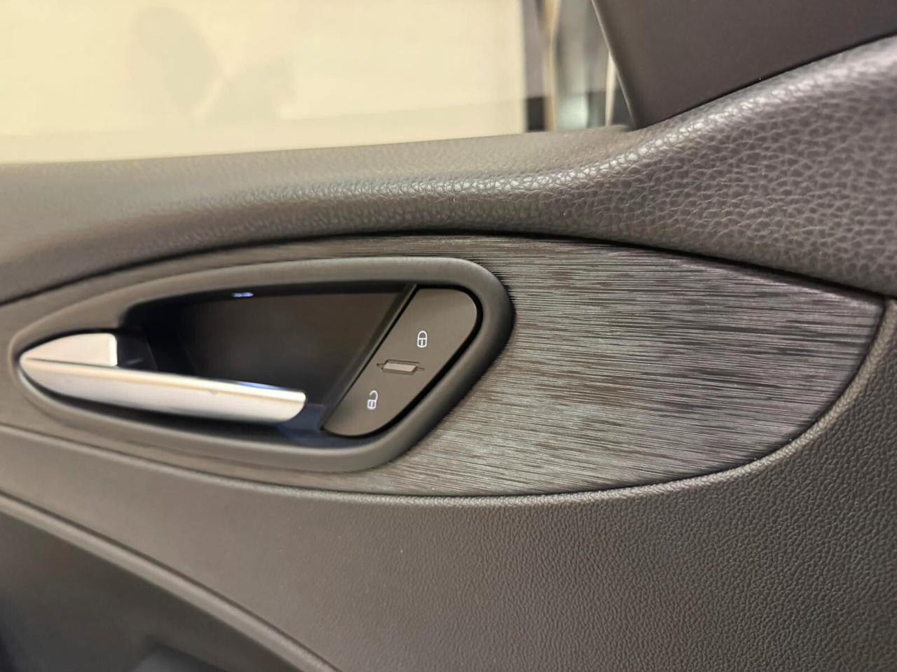 Alfa Romeo Stelvio 2.2 Turbodiesel 160 CV AT8 RWD Super