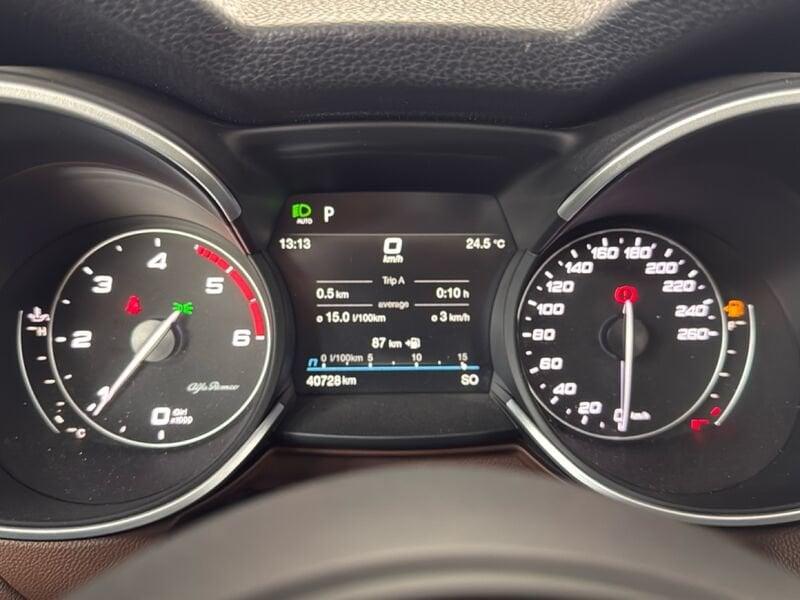 Alfa Romeo Stelvio 2.2 Turbo Diesel 210CV Veloce AT8 Q4