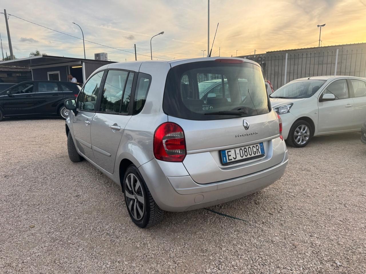 Renault Modus 1.2 16V Wave