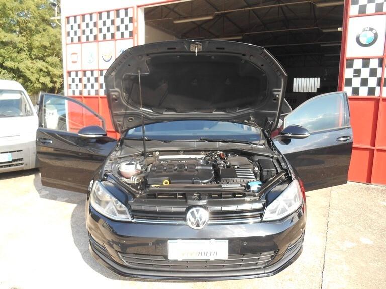 Volkswagen Golf 1.6 TDI 5p. CON SOLI KM 116000 NEOPATENTATI