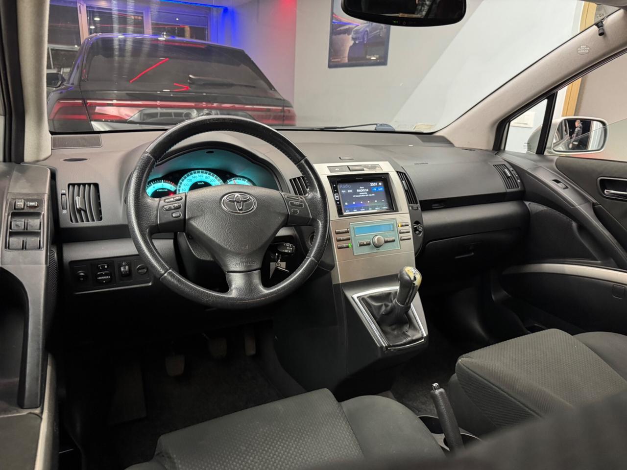 Toyota Corolla Verso 2.2 16V D-4D Sol 7 posti