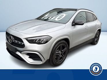 Mercedes-Benz GLA 200 D AUTOMATIC AMG Line PREMIUM