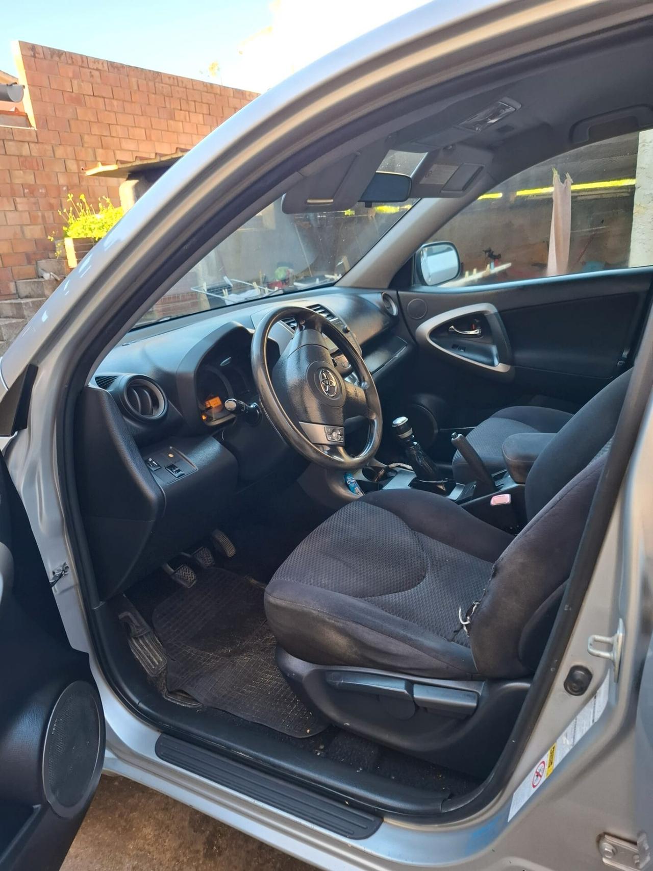 Toyota RAV 4 - 136 cv