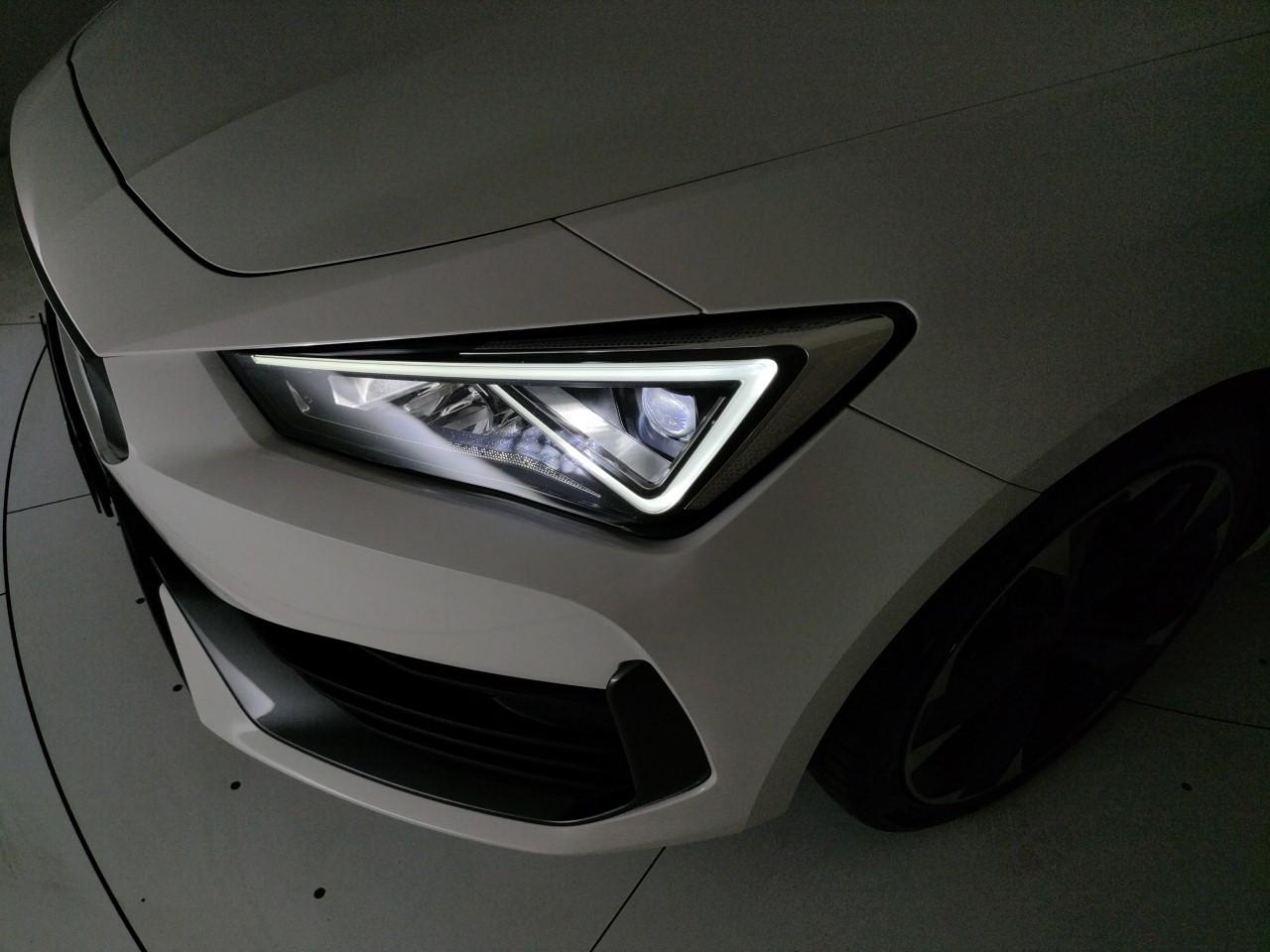 CUPRA Leon 1.5 hybrid 150cv dsg