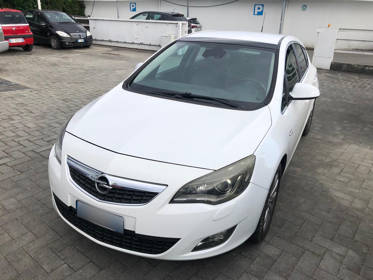 Opel Astra 1.7 CDTI 125CV 5 porte Cosmo