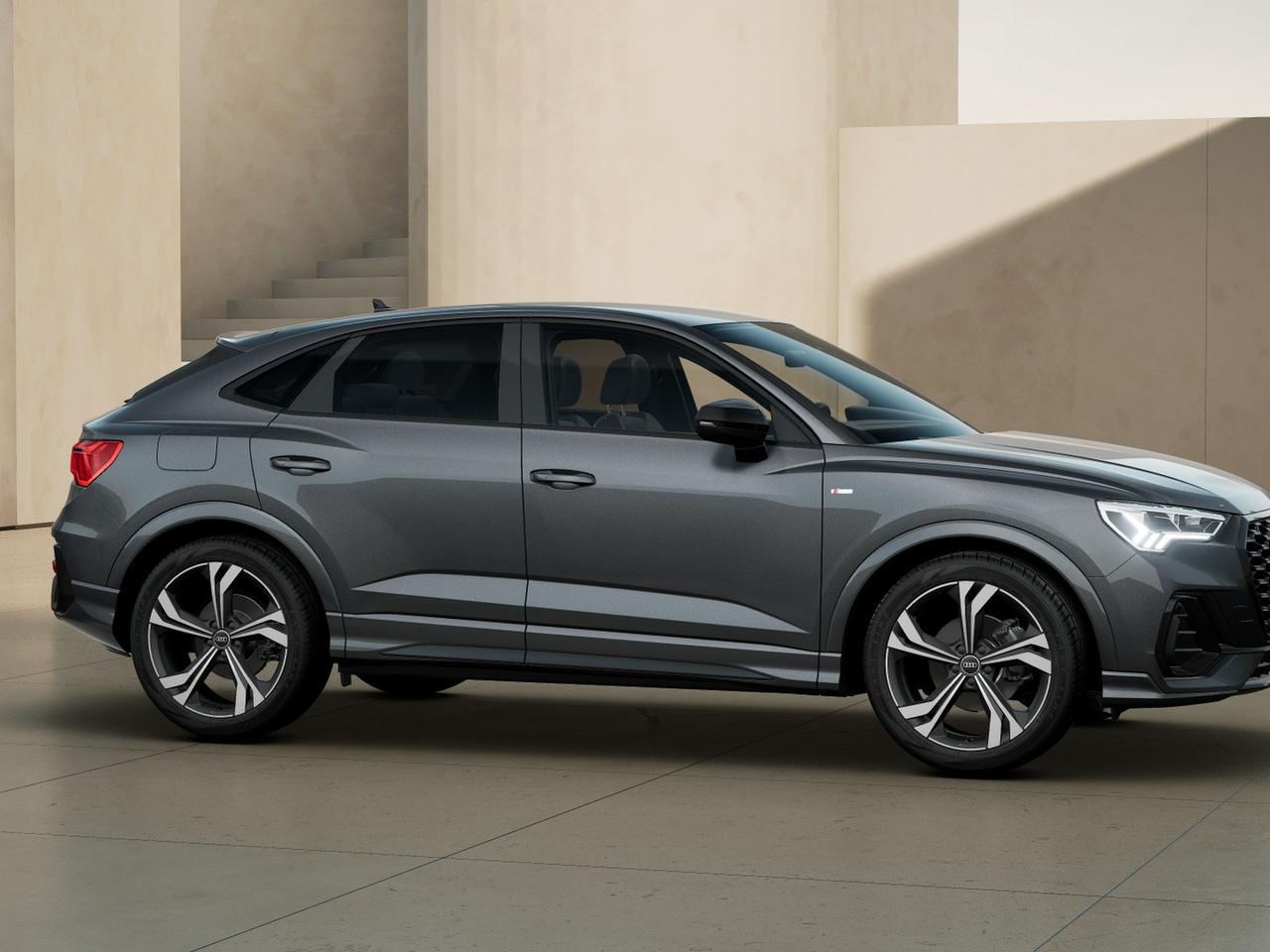 Audi Q3 sportback 35 2.0 tdi identity black s-tronic