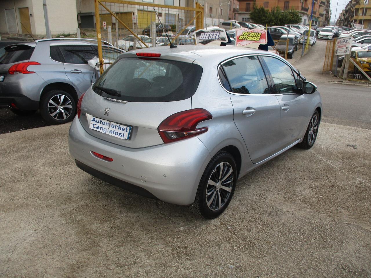 Peugeot 208 BlueHDi 75 5 porte Allure 2017