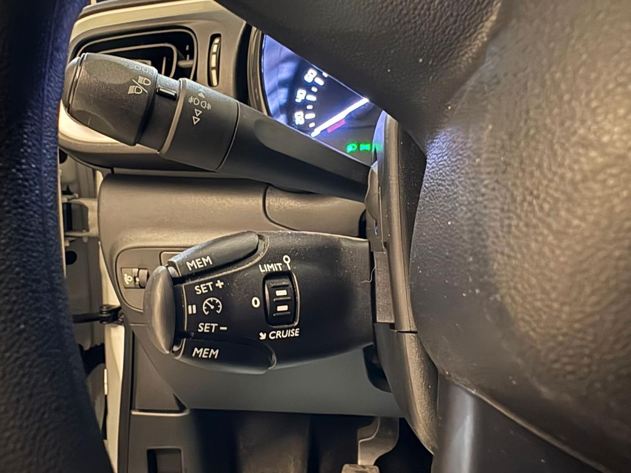 Citroen C3 1600cc BlueHDi 75cv Allestimento Shine