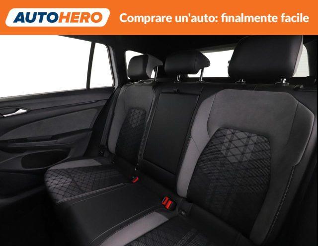 VOLKSWAGEN Golf Variant 1.5 eTSI EVO ACT DSG R-Line