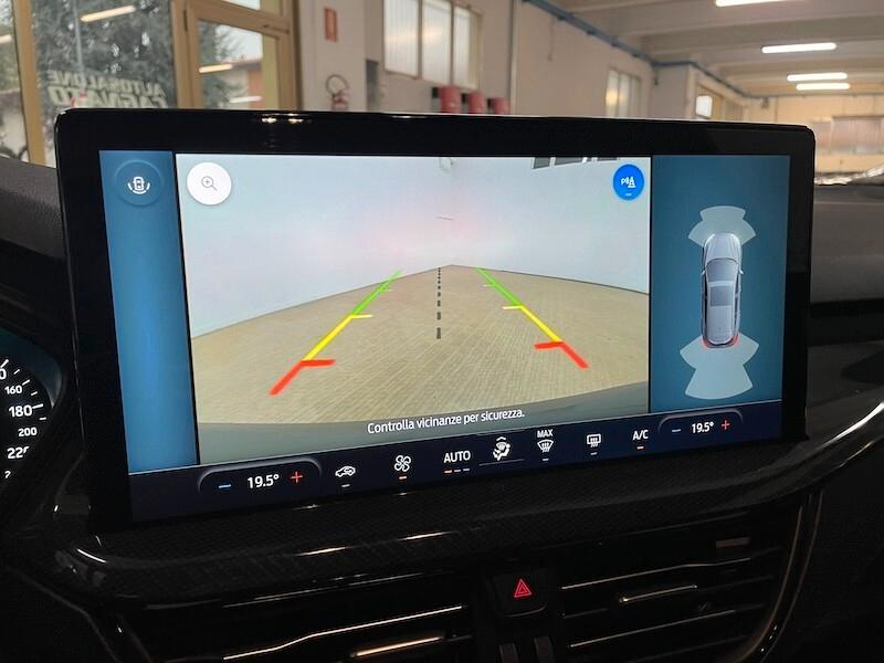 Ford Focus 1.5 EcoBlue 115 CV automatico 5p. ST-Line