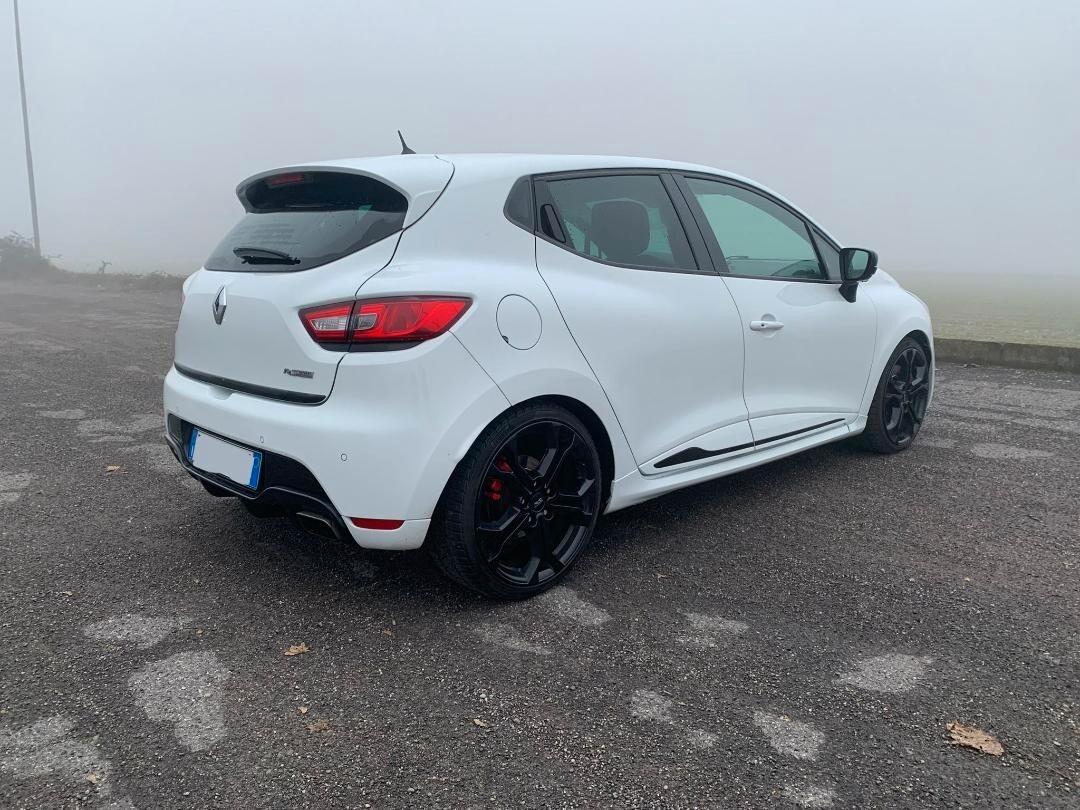 Renault Clio TCe 220CV EDC 5 porte Energy R.S. Trophy