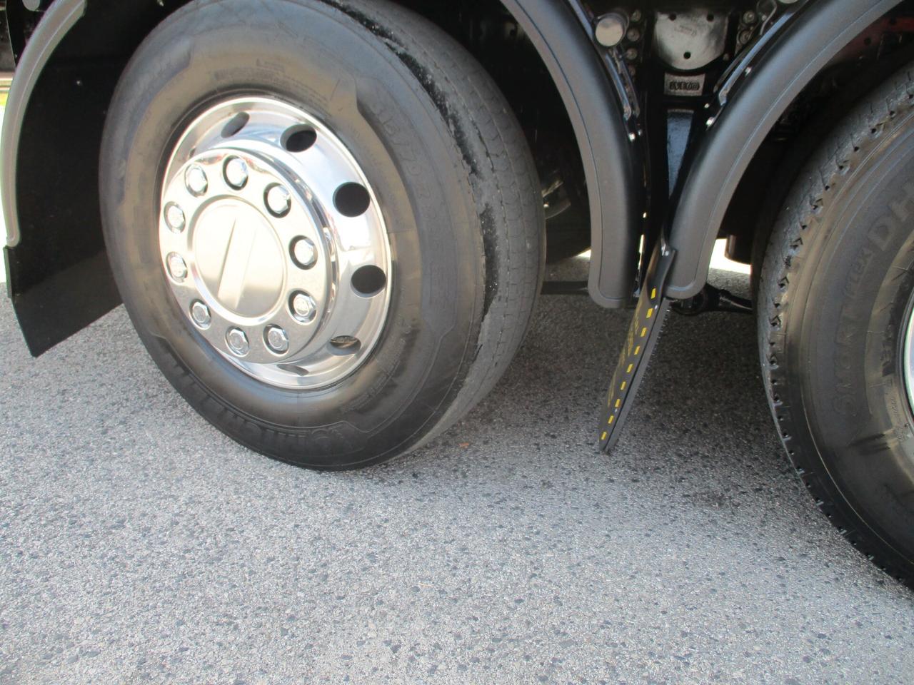 STRALIS XP 510 E6 CENTINA ALZA/ABB 7.80M ATT BIGA