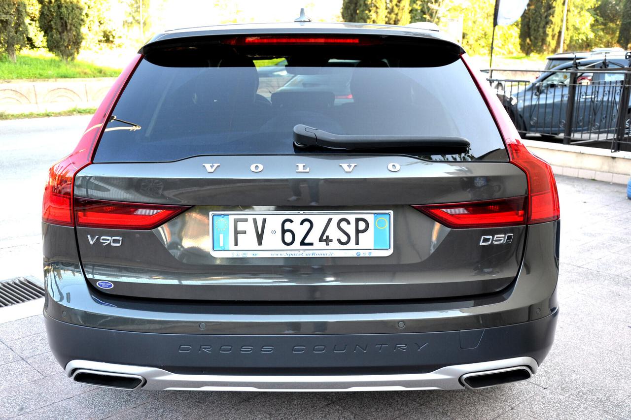 Volvo V90 Cross Country 2.0 D5 AWD 235CV AUTOM. **UNIPRO'**PREZZO VERO**