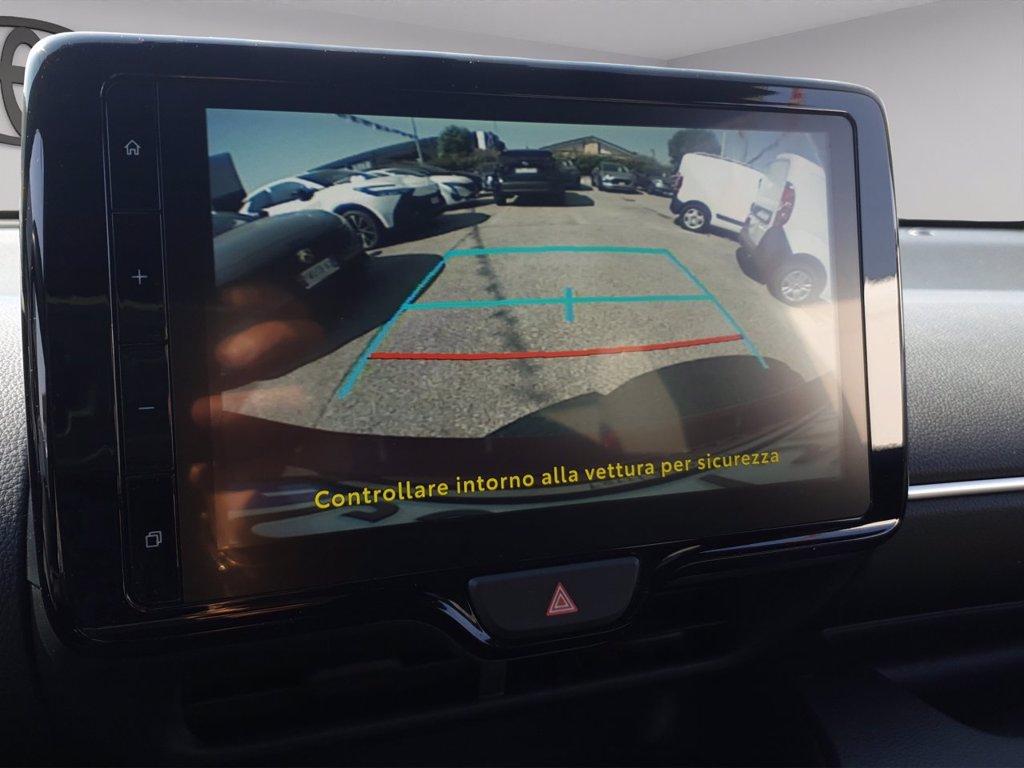 TOYOTA Yaris 1.5h lounge del 2022